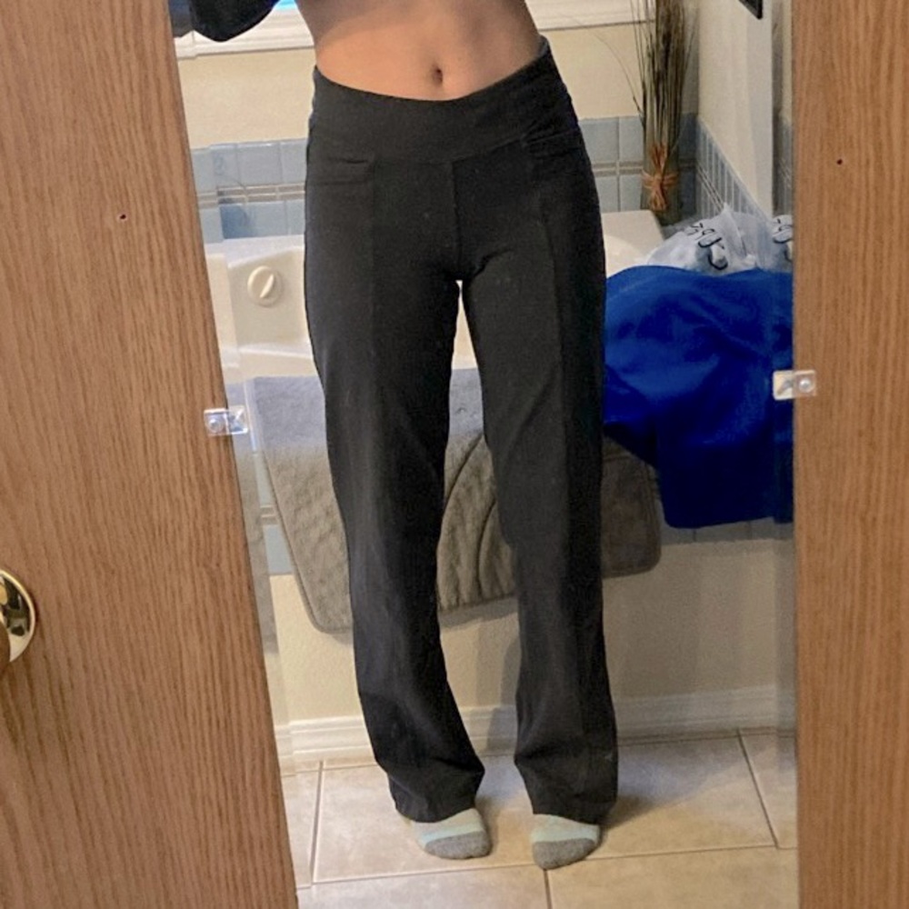 Athleta Lululemon Flare Grey Leggings with pockets